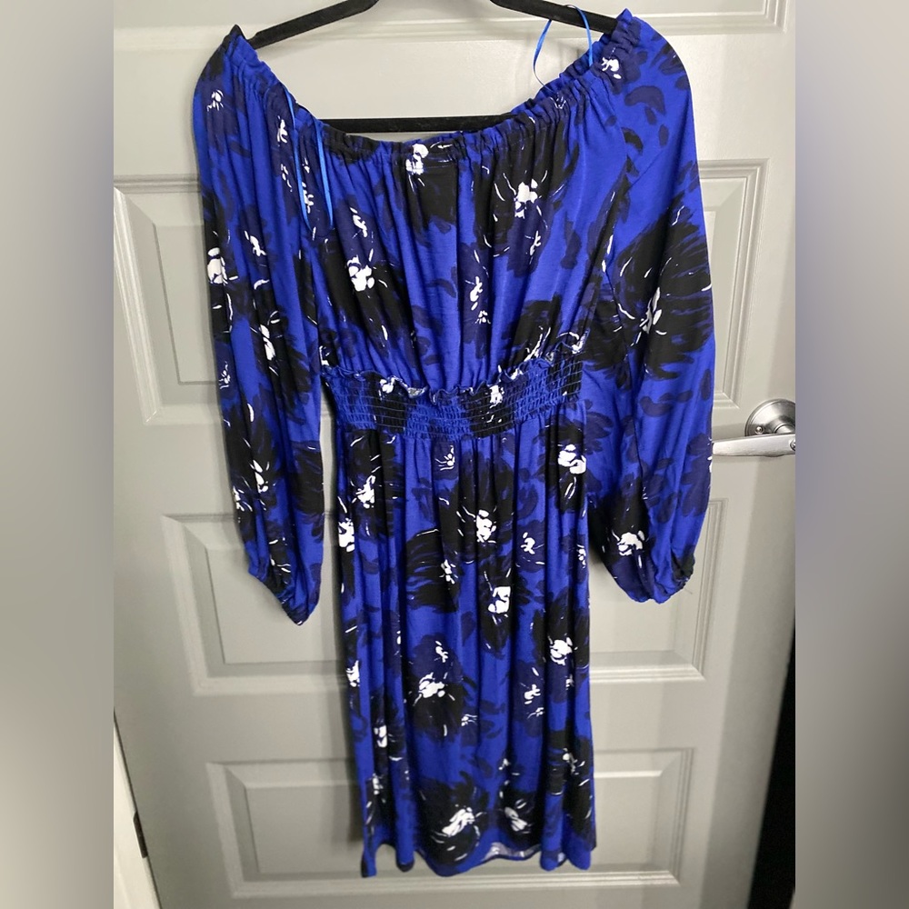 An new day shoulder dress